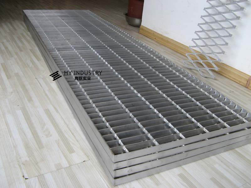 铝格栅板价格是多少|铝制格栅板效果
