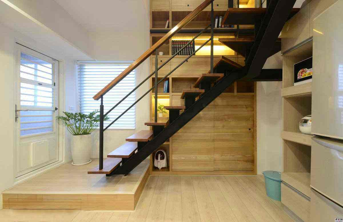 楼梯踏步板怎么做(楼梯踏步木工板怎么做)