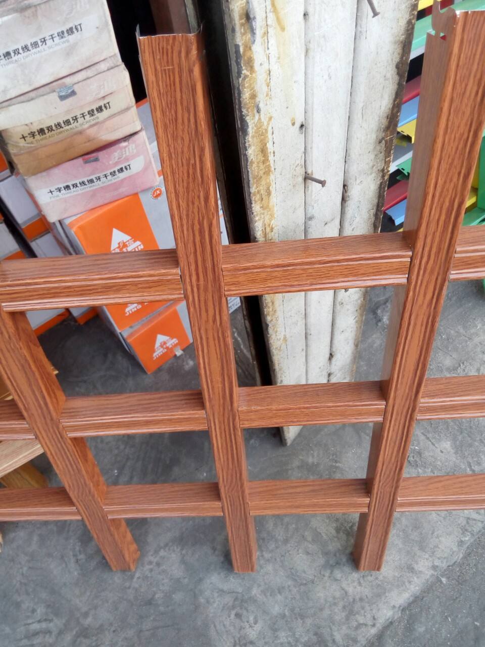 铝合金格栅成都(成都铝合金格栅生产厂家)