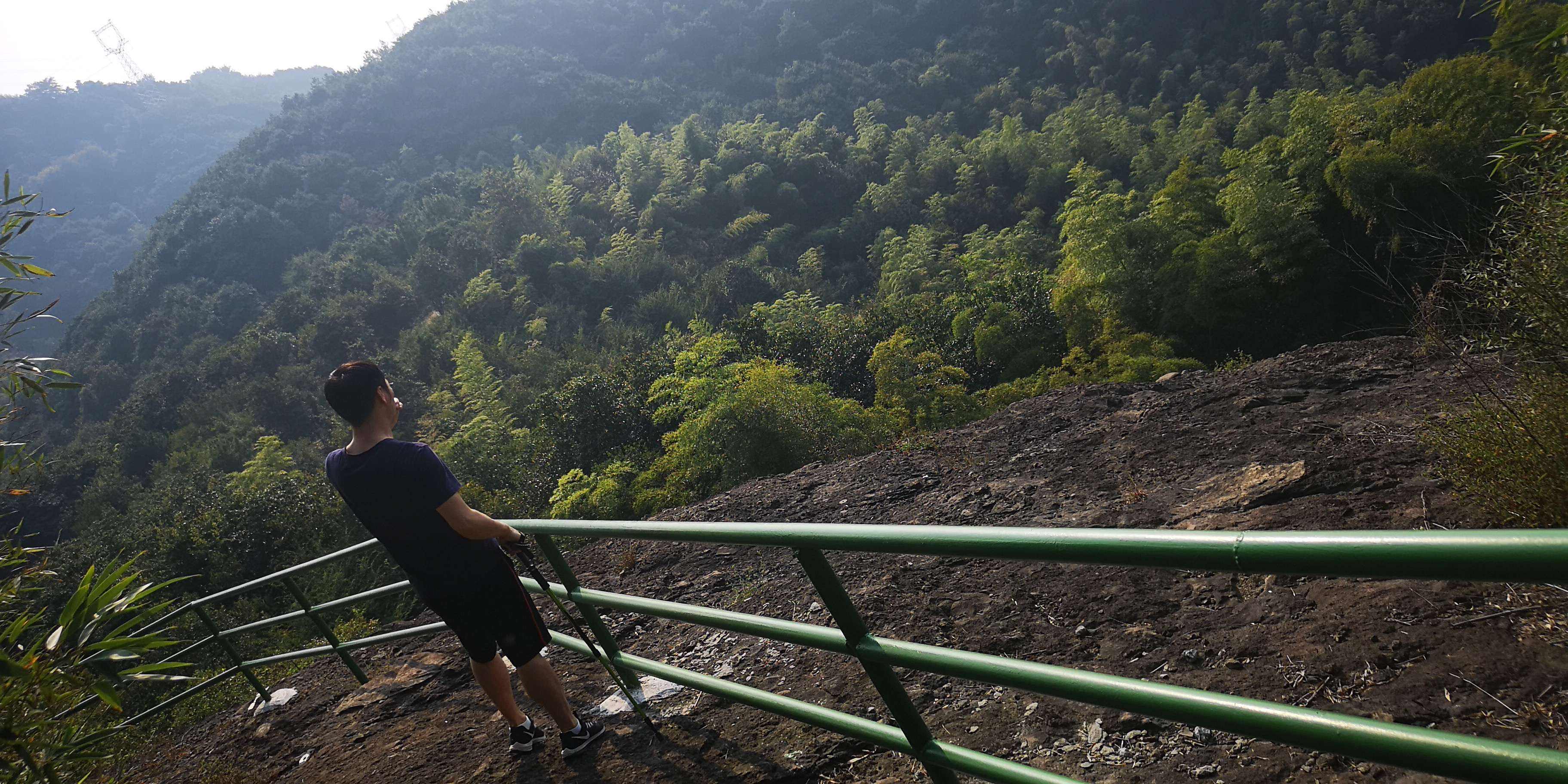 护栏登山步道安全 护栏登山步道安全距离要求