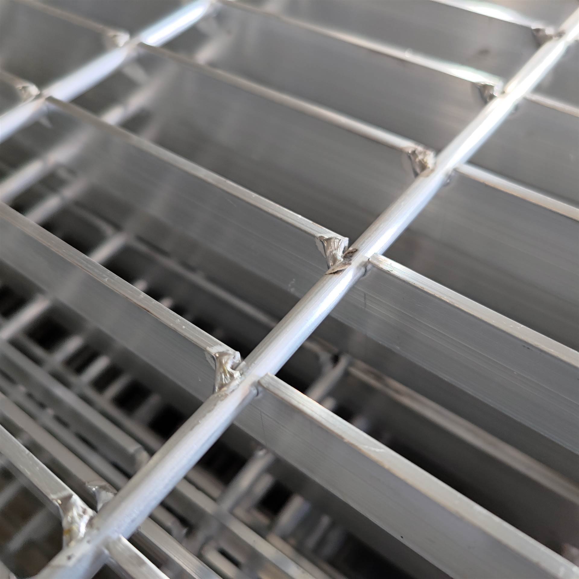 铝制格栅板怎么安装 铝格栅快速组装方法视频