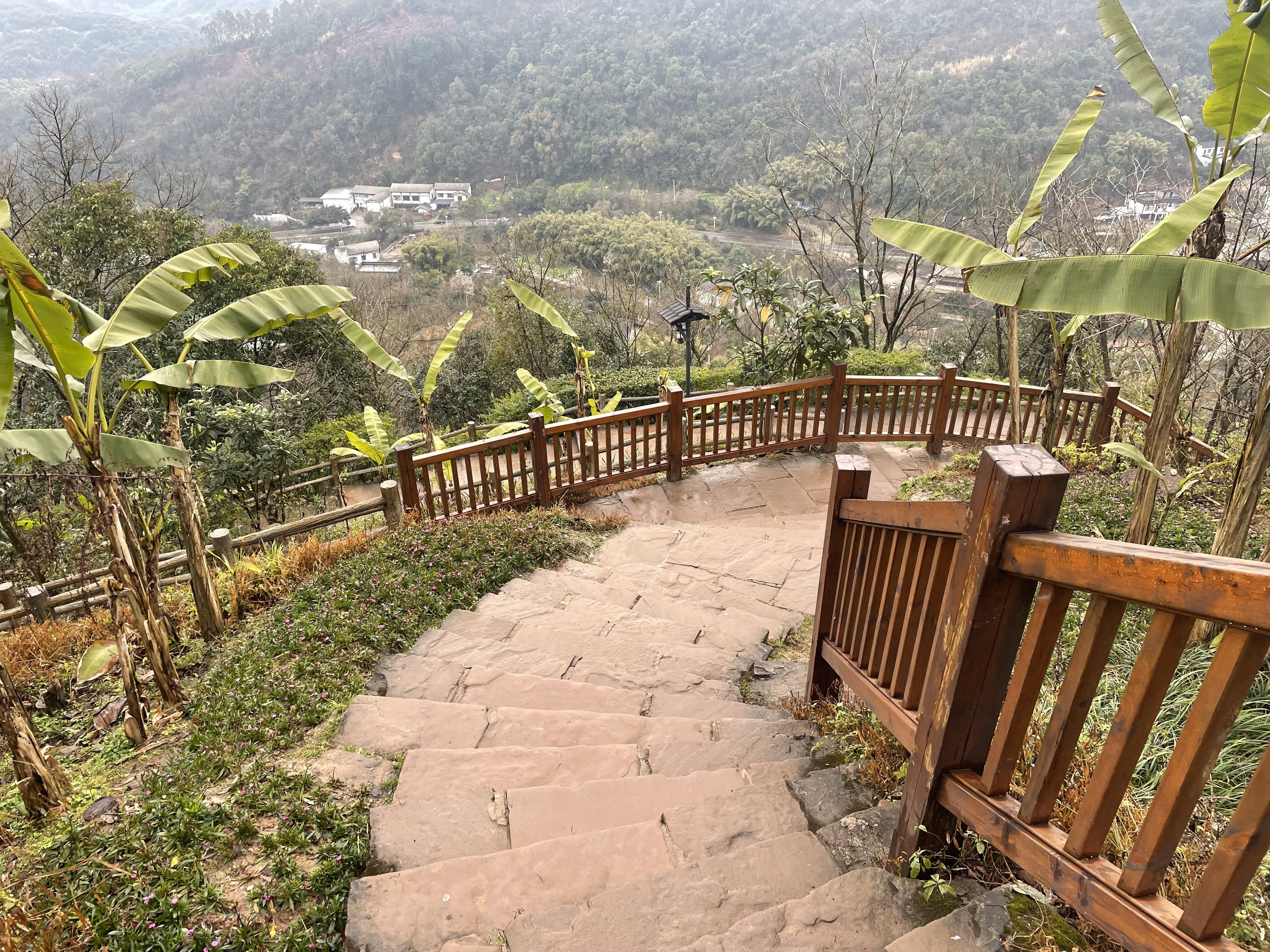 登山步道如何保证学生安全 登山步道如何保证学生安全隐患