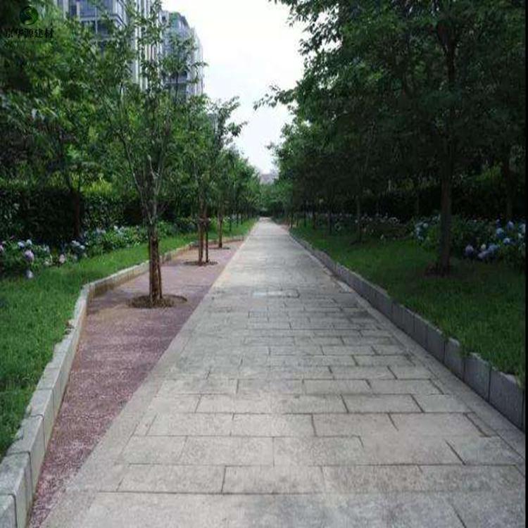 安全岛步道砖危险吗 安全岛的标准高度是多少