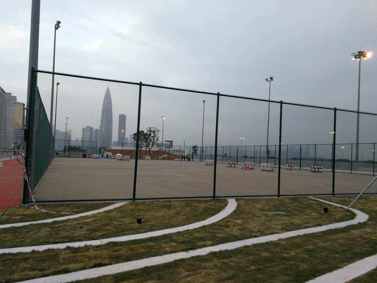 篮球场铝合金格栅图片 篮球场铝合金格栅图片大全