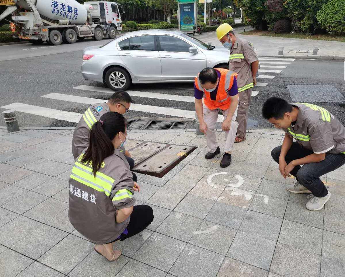 步道安全隐患不小 