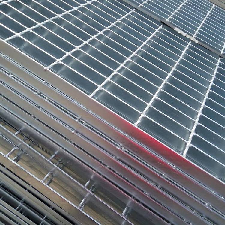 长春楼梯踏步板钢格栅厂家 长春楼梯踏步板钢格栅厂家电话