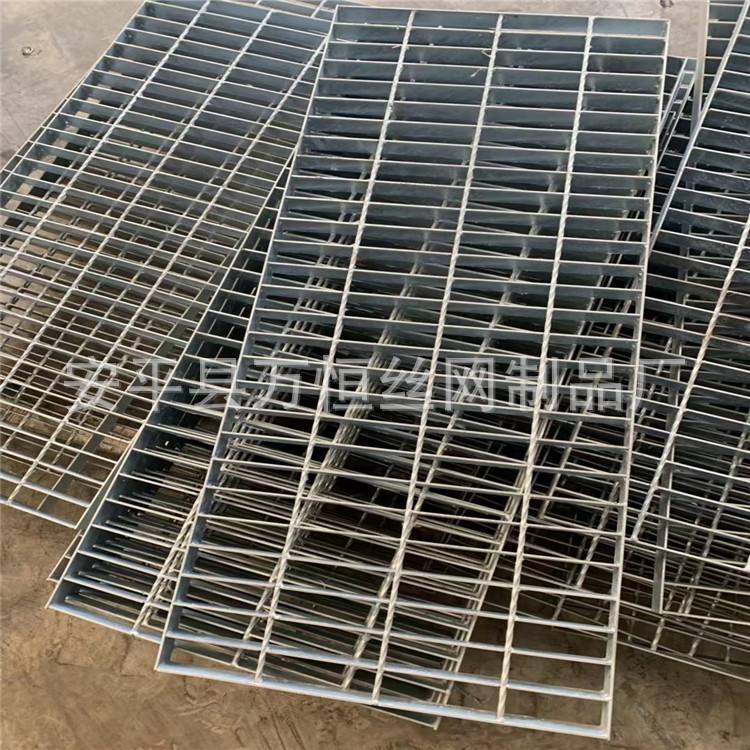 合肥楼梯踏步板钢格栅价格 格栅踏步板理论重量表 标准