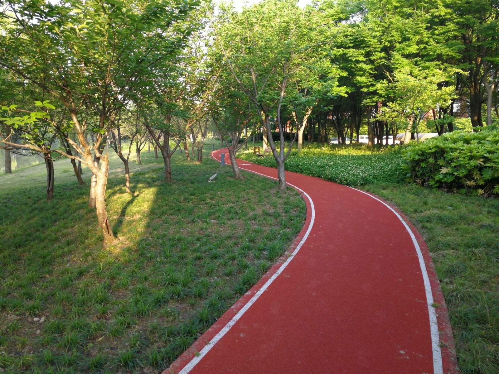 厂区安全健步道铺设 厂区安全健步道铺设要求