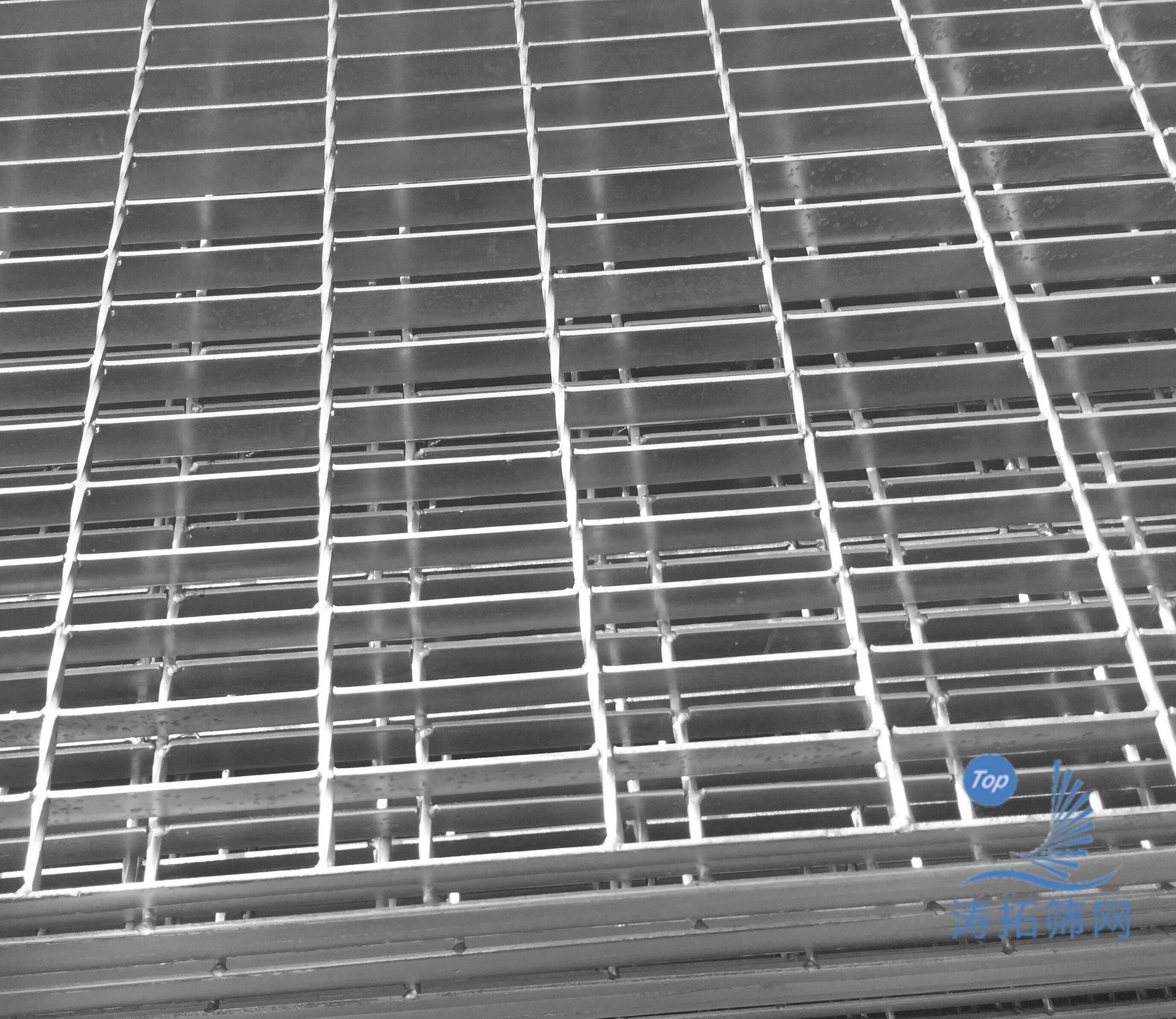 商用楼梯踏步板钢格栅定制 商用楼梯踏步板钢格栅定制图