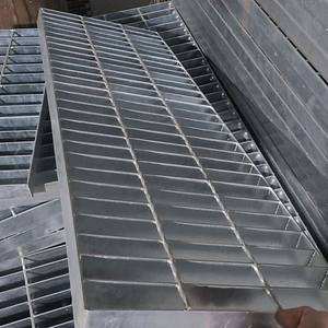 广东排水钢格栅踏步板 广东排水钢格栅踏步板厂家电话