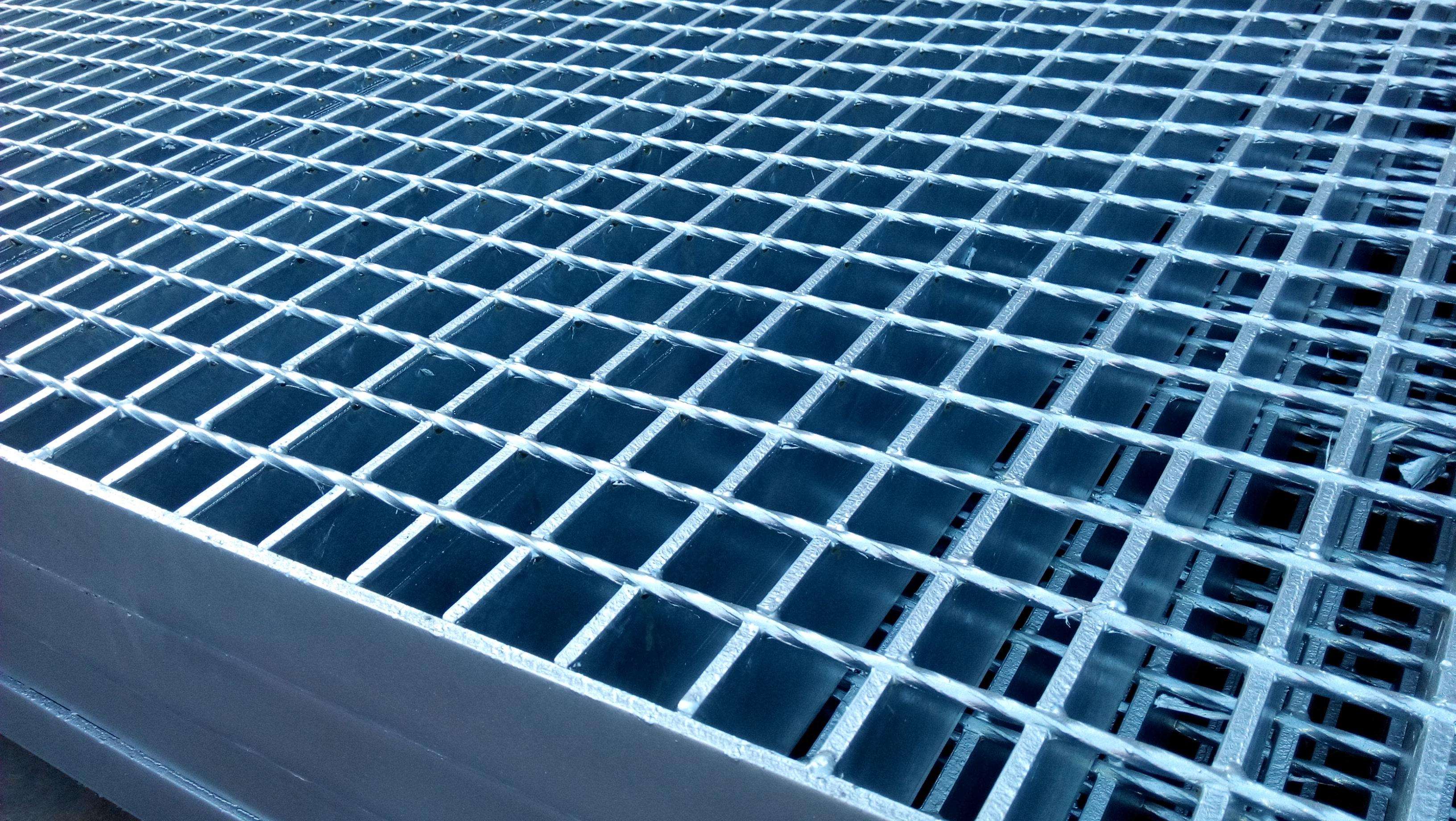 德州踏步格栅板定制 德州踏步格栅板定制厂家