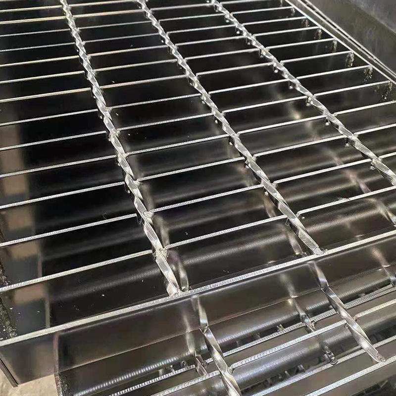 温州踏步格栅板现货 格栅踏步板理论重量表 标准