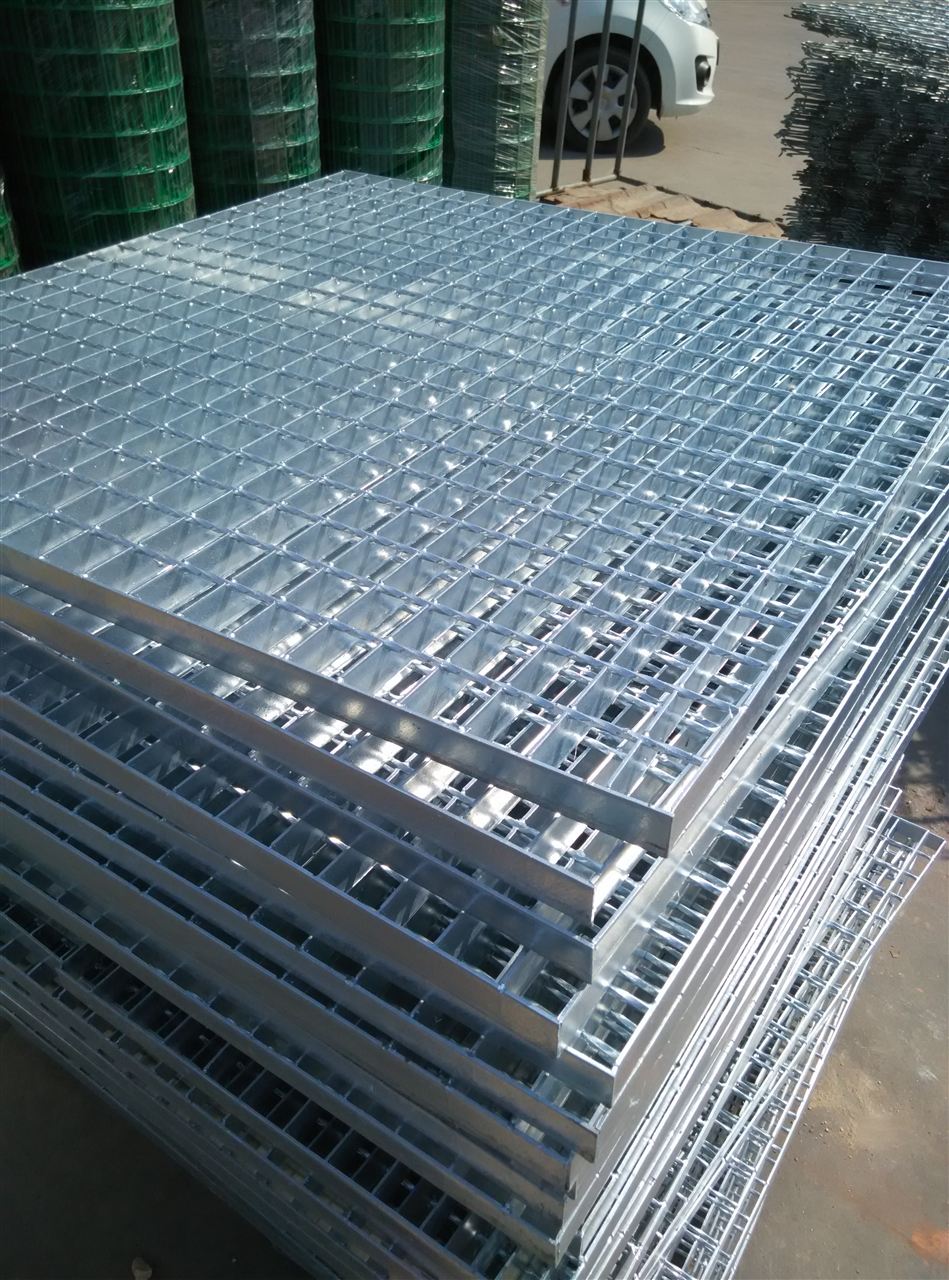 东莞钢格板钢格栅踏步板 