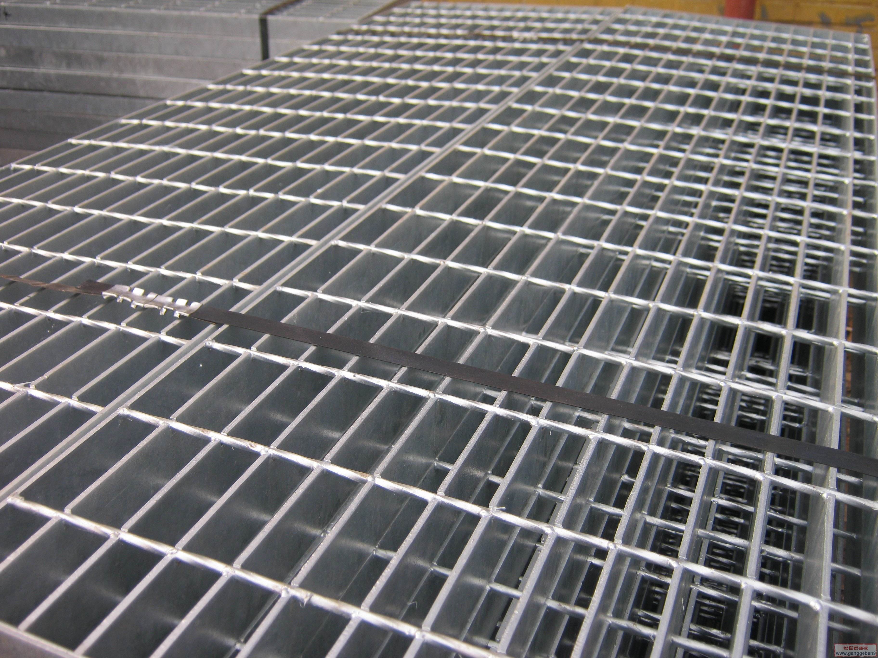 上海踏步格栅板尺寸 格栅踏步板理论重量表 标准