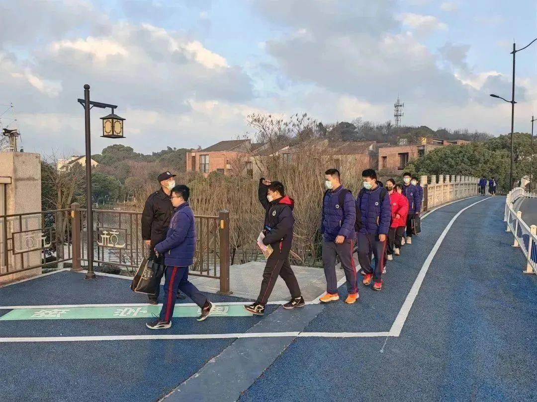 校园门口安全步道设计 校园门口安全步道设计图