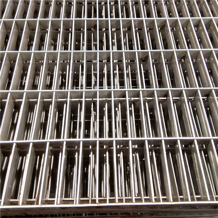 湛江网格钢格栅踏步板 湛江网格钢格栅踏步板厂家电话