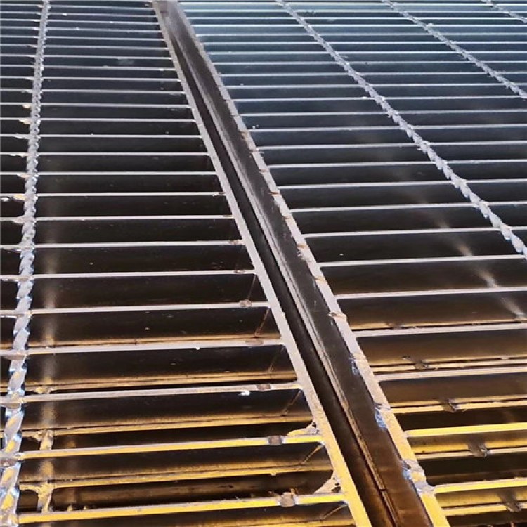 浙江踏步格栅板价格 格栅踏步板理论重量表 标准