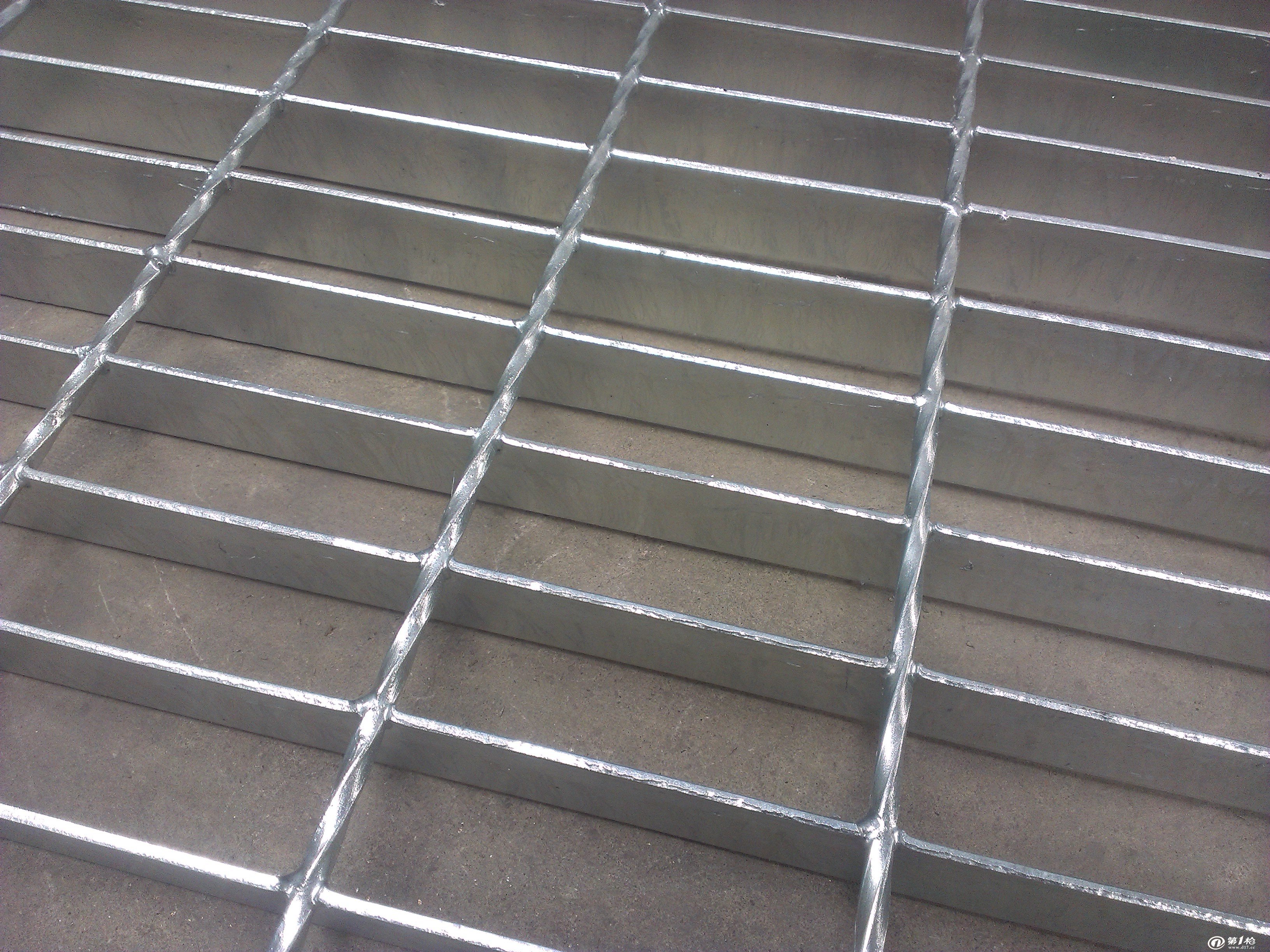 南京踏步钢格栅板厂家地址 南京踏步钢格栅板厂家地址查询