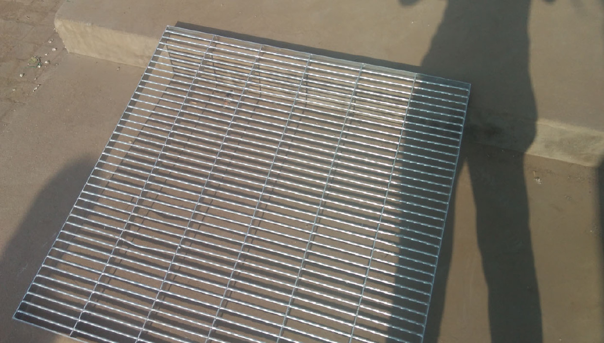 无锡踏步板格栅板 格栅踏步板执行标准