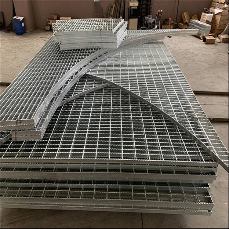 阜新钢格栅踏步板 阜新钢格栅踏步板厂家电话