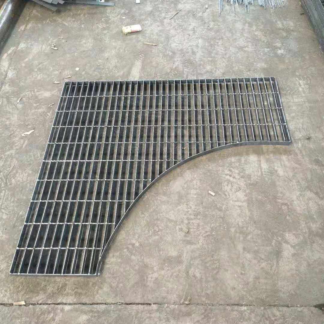 水厂专用踏步板格栅 水厂专用踏步板格栅厂家