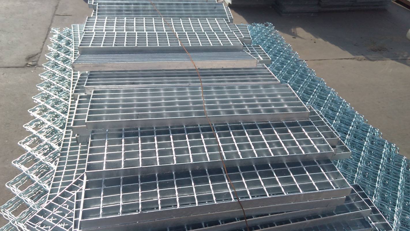 车间热浸锌钢格栅踏步板 