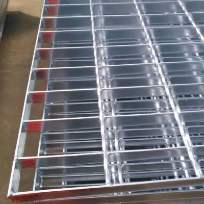 珠海盘梯钢格栅踏步板 珠海盘梯钢格栅踏步板生产厂家