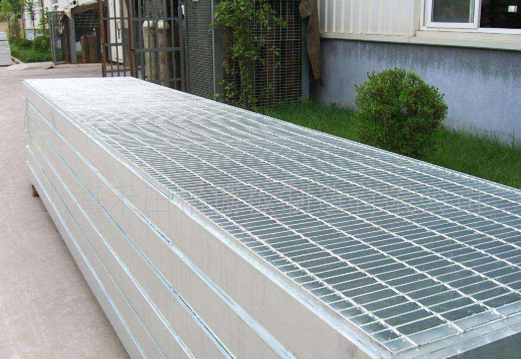 商丘踏步格栅板盖板 商丘踏步格栅板盖板厂家电话