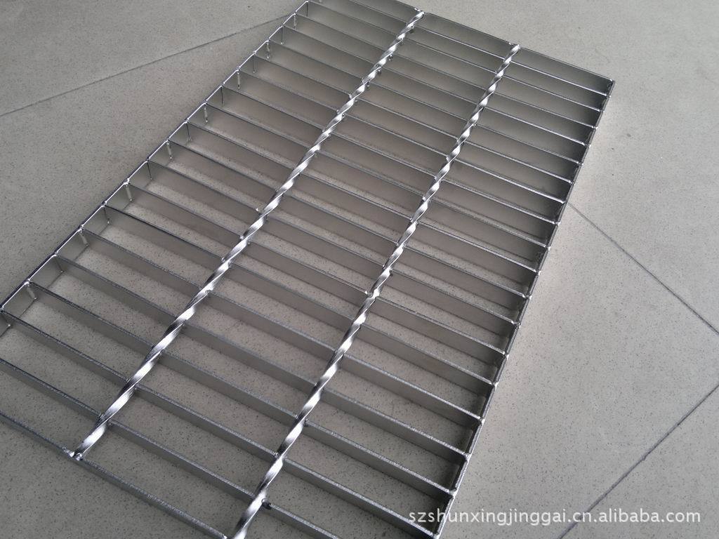 山东踏步板格栅板规格 格栅踏步板理论重量表 标准