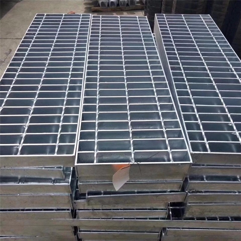 沧州停车场钢格栅踏步板 沧州停车场钢格栅踏步板厂家