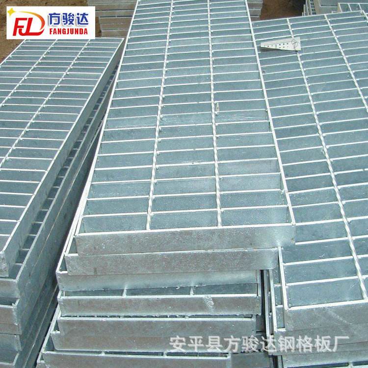 楼梯踏步格栅板尺寸 格栅踏步板理论重量表 标准