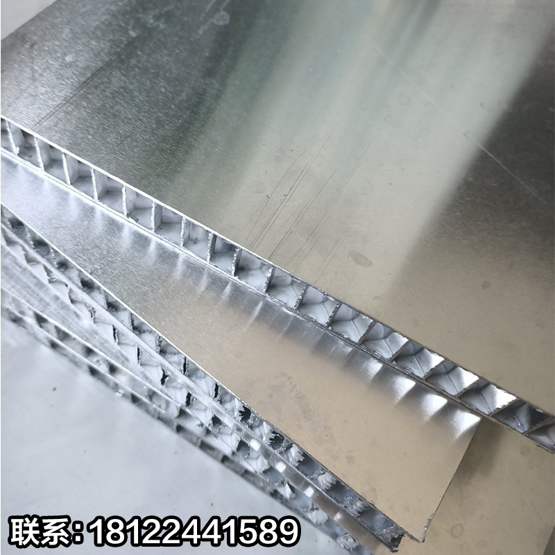 铝合金格栅门芯板怎么安装 铝合金格栅门芯板怎么安装的