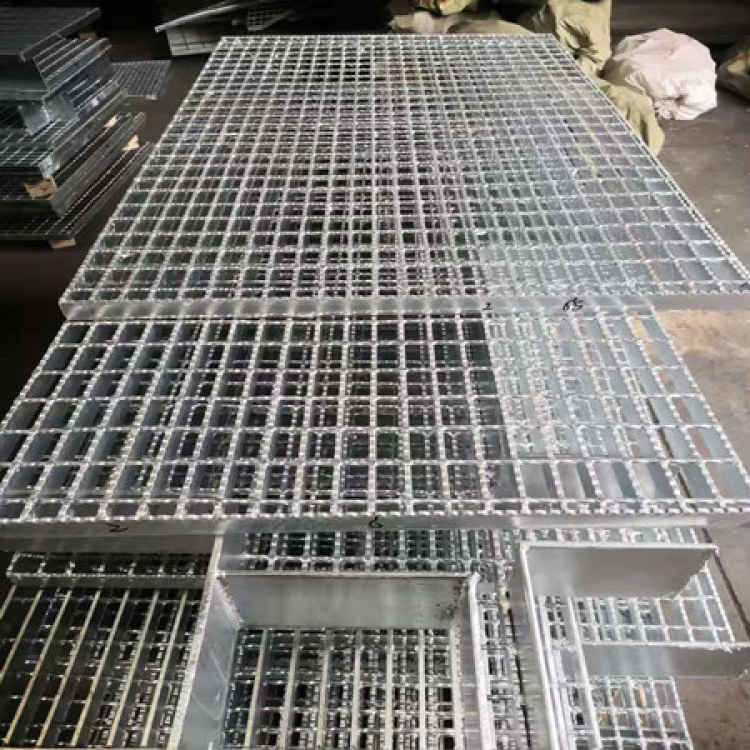 广州重荷载钢格栅踏步板 广州重荷载钢格栅踏步板厂家