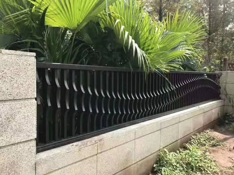 铝合金格栅栅栏厂家电话 铝合金格栅栅栏厂家电话是多少
