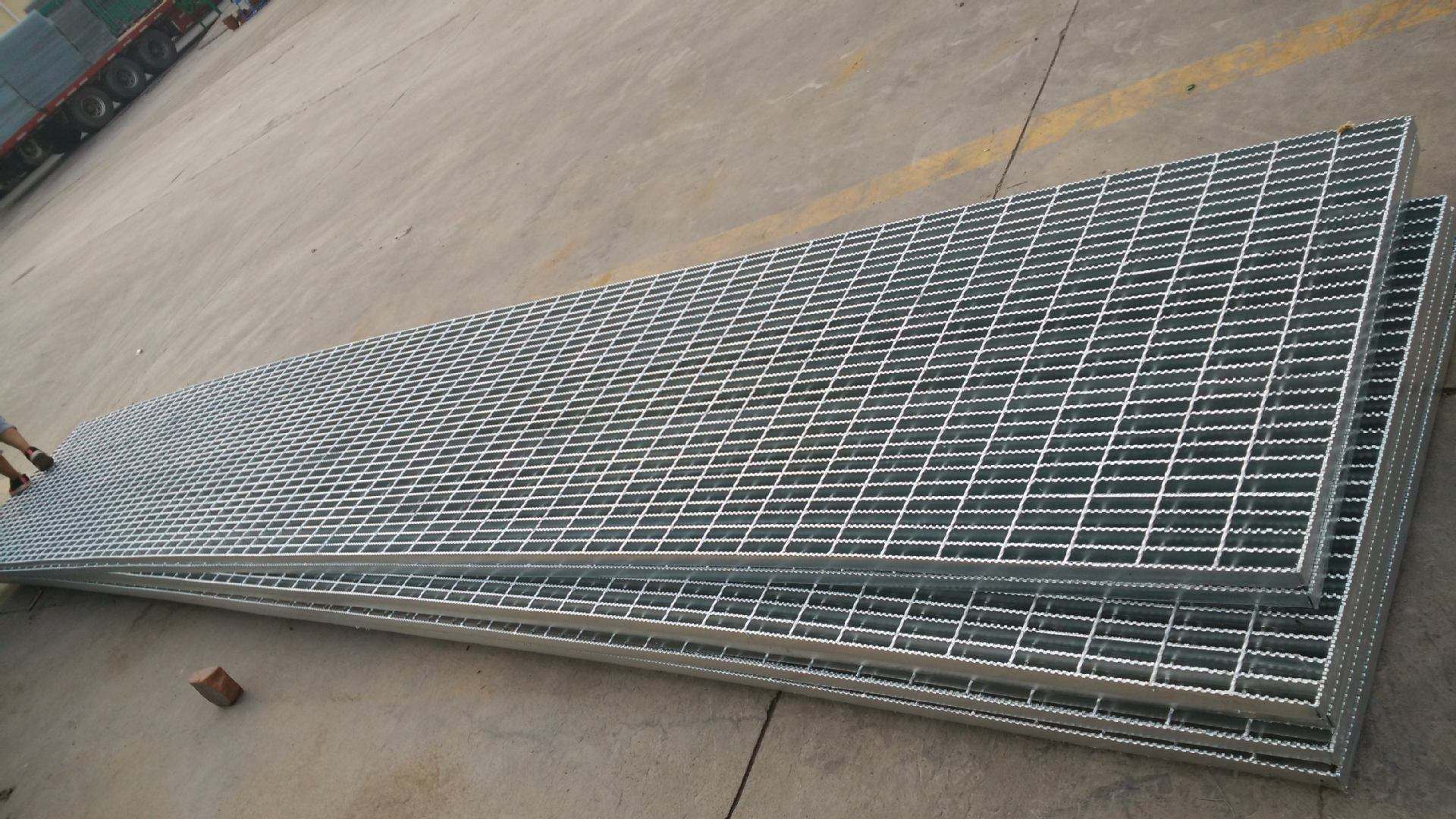 格栅板踏步板重量 格栅板踏步板重量怎么算