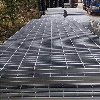 踏步一般格栅板用的规格是 格栅踏步板理论重量表 标准