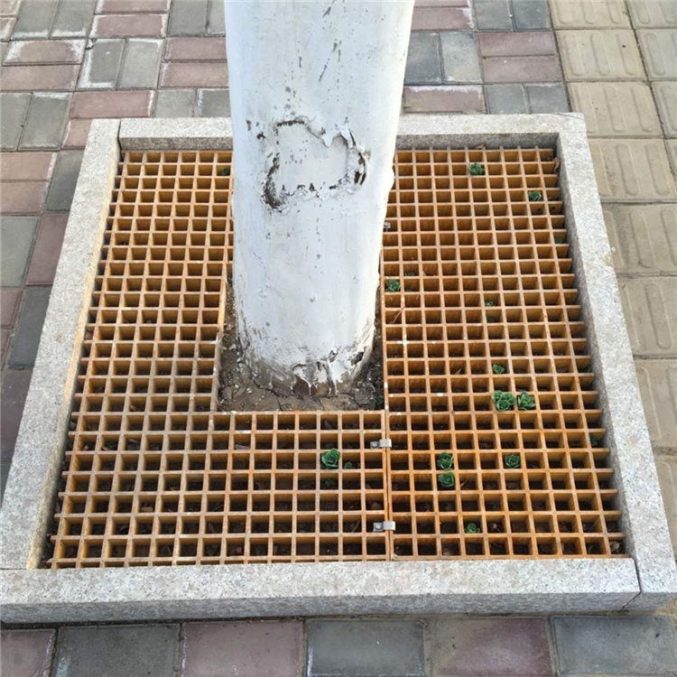 汕头树池钢格栅踏步板 汕头树池钢格栅踏步板生产厂家