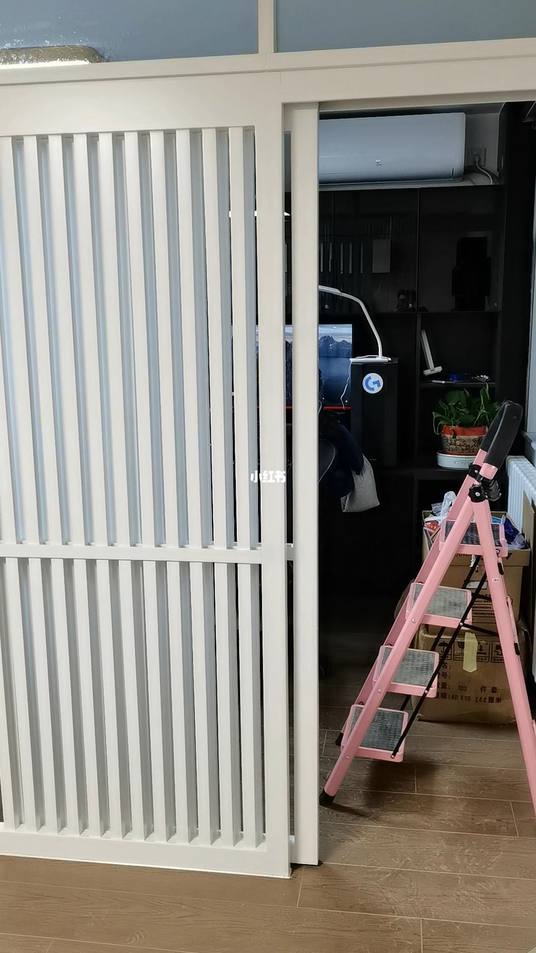 铝合金格栅推拉门线条安装 铝合金格栅推拉门线条安装视频