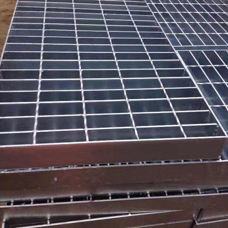 成品钢格栅踏步板 成品钢格栅踏步板图集