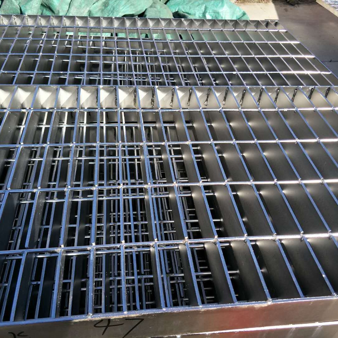 成品钢格栅踏步板 成品钢格栅踏步板图集