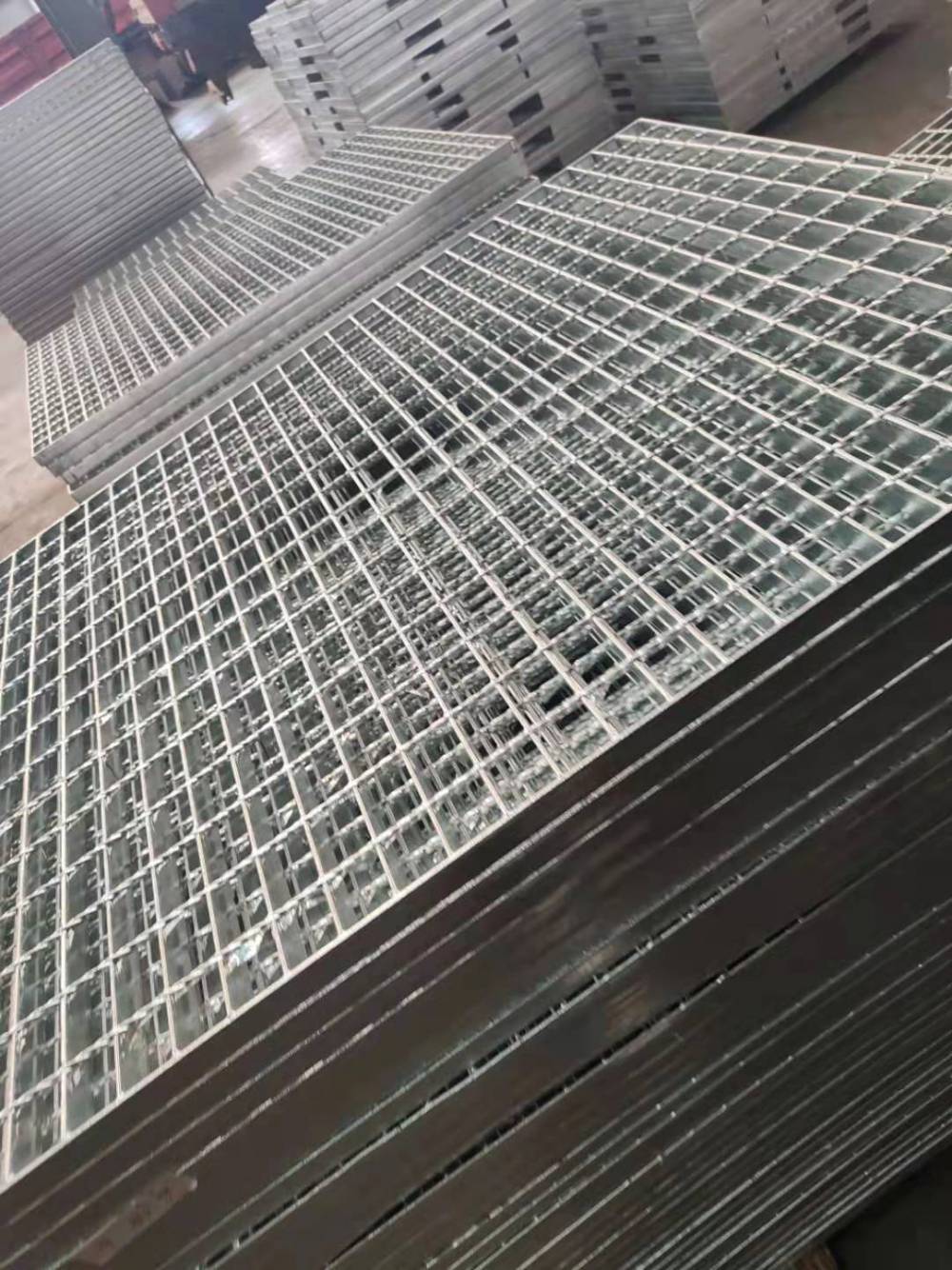 踏步格栅板尺寸 踏步格栅板规格型号