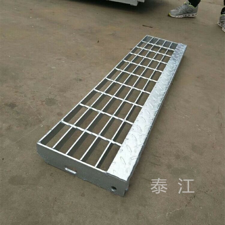 楼梯用踏步格栅板汕头 格栅板楼梯踏步及平台参照图集