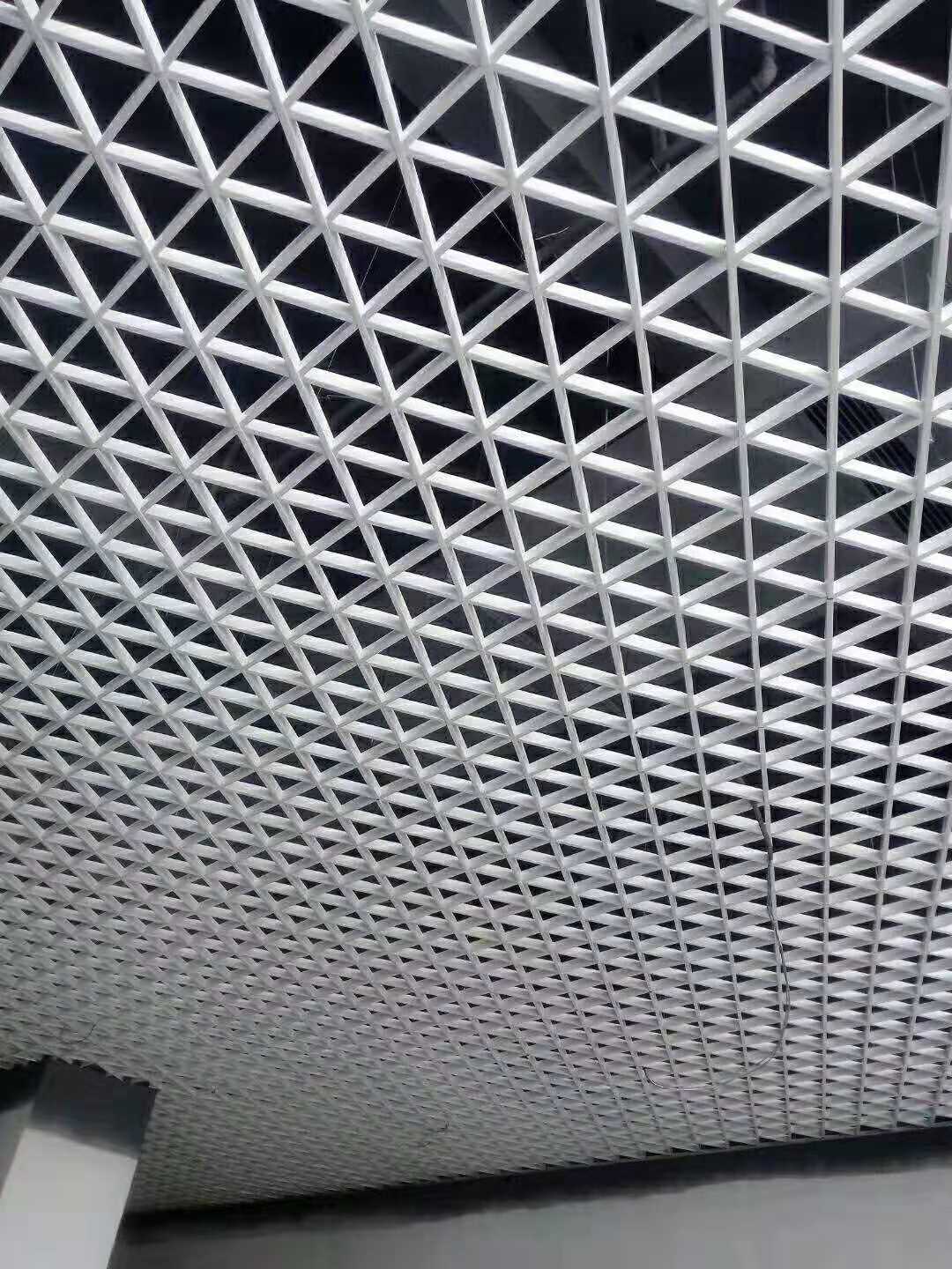三角形铝合金格栅怎么做 