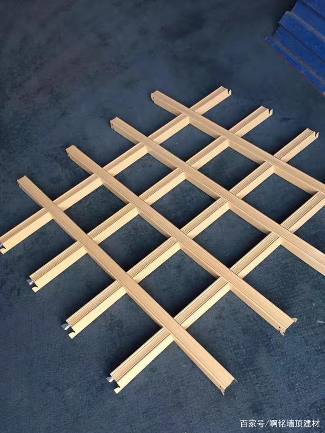 铝合金格栅的几种做法大全 铝合金格栅的几种做法大全图解