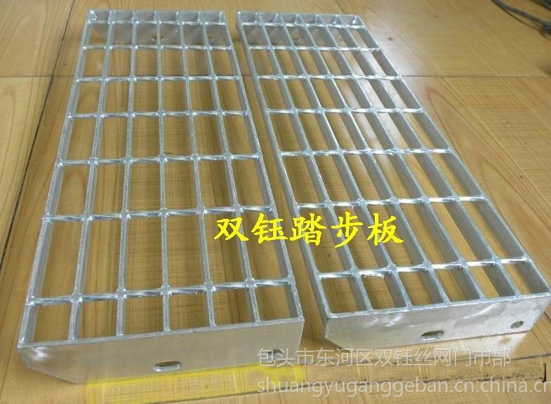 格栅踏步板规格中70s什么意思 
