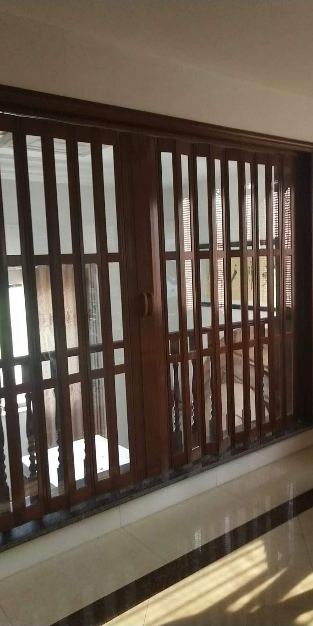 铝合金格栅折叠门厂 铝合金折叠门价格及视频