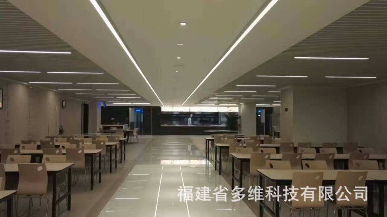 铝合金格栅灯是什么灯光 铝合金格栅灯是什么灯光啊