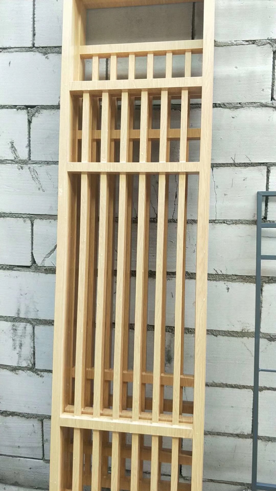 木纹窗花铝合金格栅 木纹窗花铝合金格栅好吗