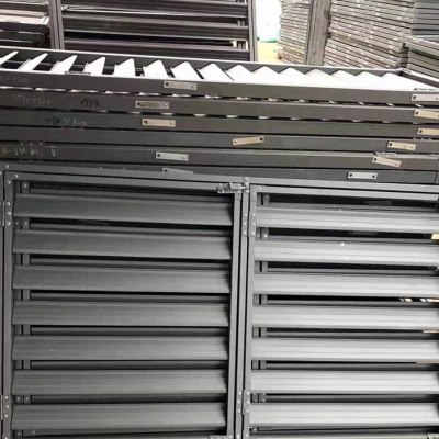 4开铝合金格栅门安装方法 4开铝合金格栅门安装方法视频