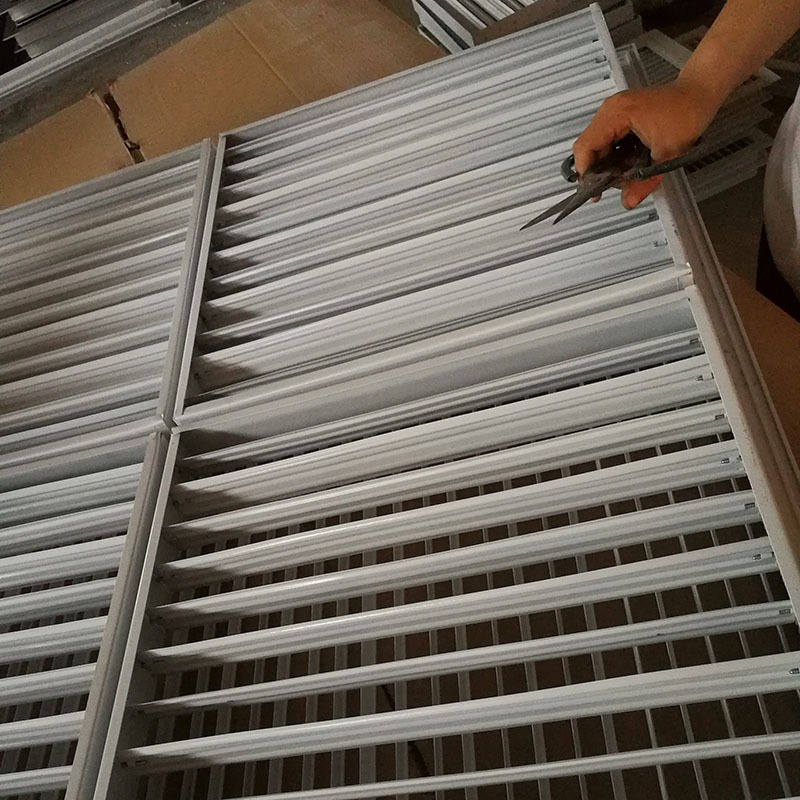 中央铝合金格栅生产流程 中央铝合金格栅生产流程图
